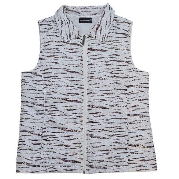 Activology Jackets & Blazers - Activology Quilted Puffer Vest Size Large Brown White Zebra Cheetah Winter
